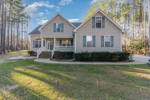30 Shellcross Ct, Youngsville, NC 27596