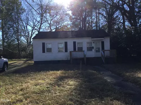 505 W Elizabeth, Selma, NC 27576