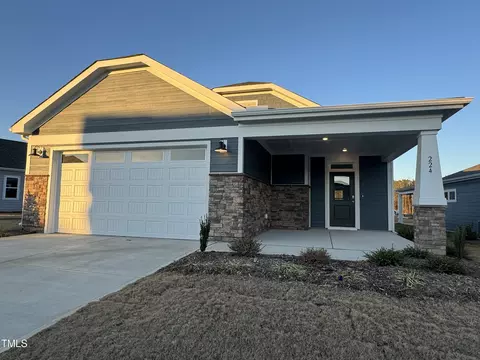 224 Village Walk Dr, Clayton, NC 27520