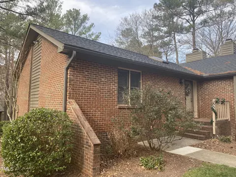 300 Woodcroft Pkwy #35A, Durham, NC 27713