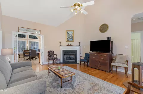 412 E Spring St, Oxford, NC 27565 photo 10