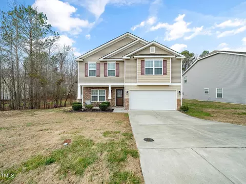 8005 Spiderlily Ct, Zebulon, NC 27597