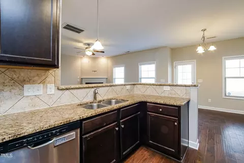 216 E Webber Ln, Clayton, NC 27527 photo 7