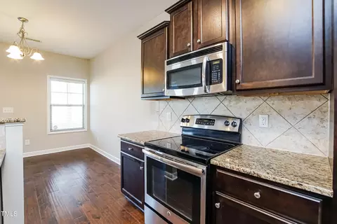 216 E Webber Ln, Clayton, NC 27527 photo 8