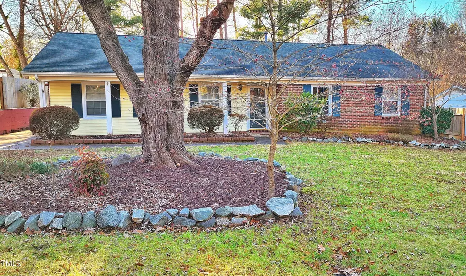 2715 Westchester, Burlington, NC 27217 3 Photos Movoto