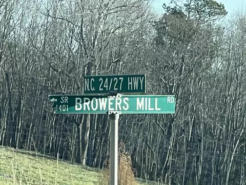 178 Browers Mill Rd, Eagle Springs, NC 27242