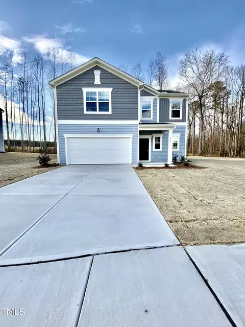 814 Piaggio Ln, Spring Hope, NC 27882
