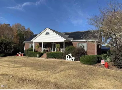 180 Loop Rd, Archer Lodge, NC 27527