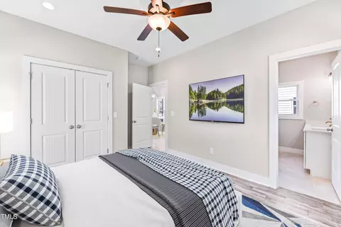 1109 Simmons St, Durham, NC 27701 photo 22