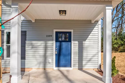 1109 Simmons St, Durham, NC 27701 photo 2
