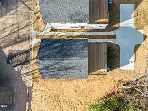 1109 Simmons St, Durham, NC 27701 photo 7