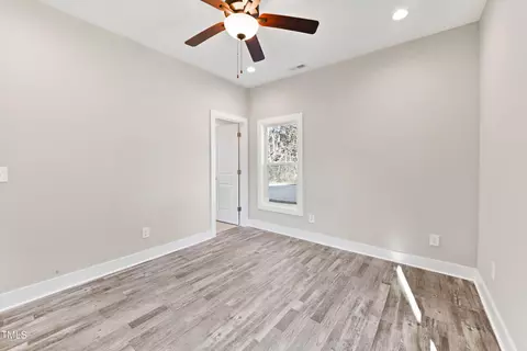1109 Simmons St, Durham, NC 27701 photo 23