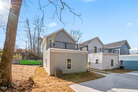 1109 Simmons St, Durham, NC 27701 photo 8