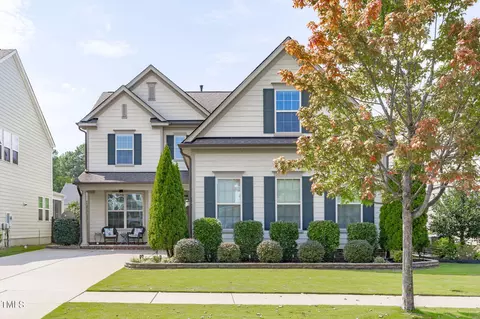 121 Martingale Dr, Holly Springs, NC 27540