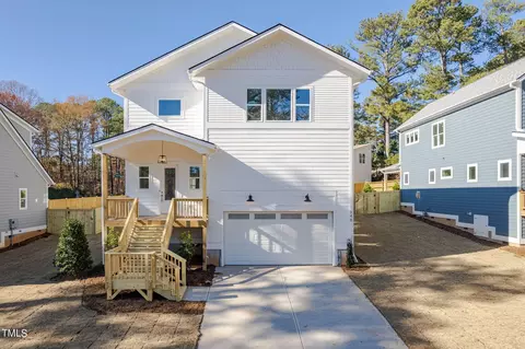 1648 Pineview Dr, Raleigh, NC 27606