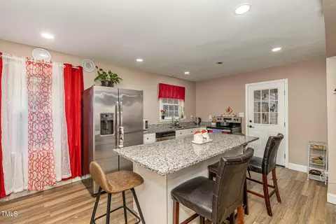 2560 Docs Rd, Spring Lake, NC 28390 photo 10