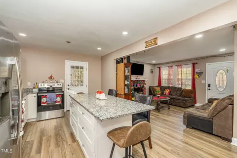 2560 Docs Rd, Spring Lake, NC 28390 photo 13