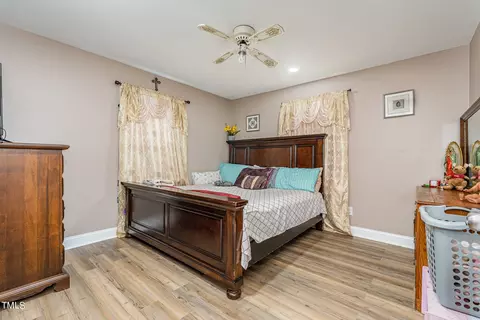 2560 Docs Rd, Spring Lake, NC 28390 photo 24