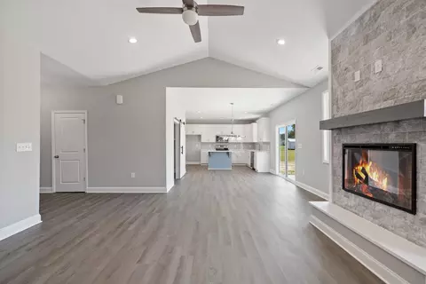 9100 Byron Ct, Bailey, NC 27807 photo 4