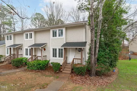 7608 Huey Ct, Raleigh, NC 27615