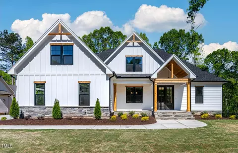 995 Browning Pl, Youngsville, NC 27596