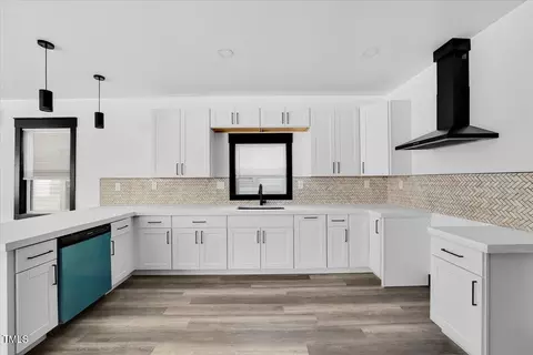 321 E Umstead St, Durham, NC 27707 photo 8