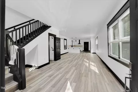 321 E Umstead St, Durham, NC 27707 photo 3