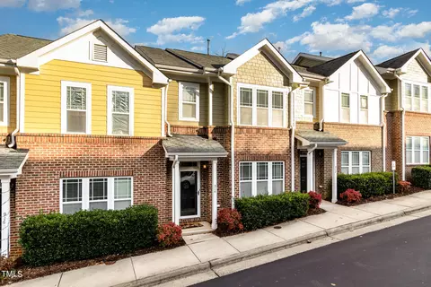 914 Morris Dale Ln, Cary, NC 27519