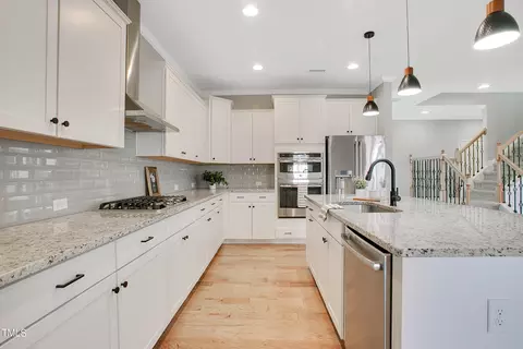 1005 Poppy Fields Ln, Wake Forest, NC 27587 photo 2