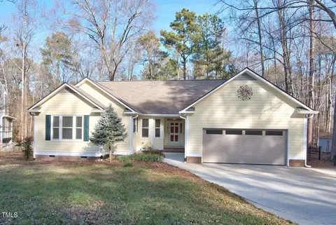 6 Minuteman Ct, Durham, NC 27705