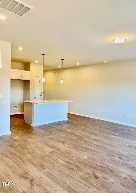 255 Shingle Oak Rd, Wake Forest, NC 27587