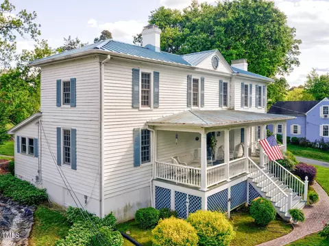 207 Commerce St, Clarksville, VA 23927