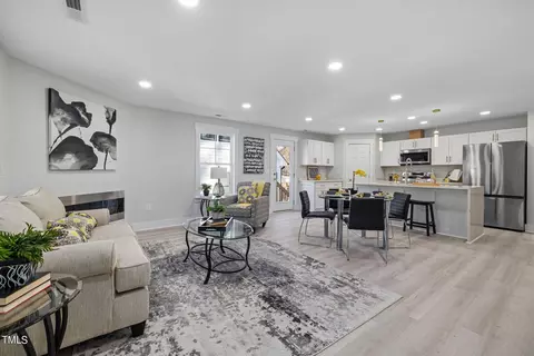 2512 Harvard Ave, Durham, NC 27703 photo 8