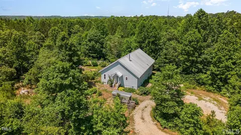 231 Sulphur Springs Rd, Warrenton, NC 27589