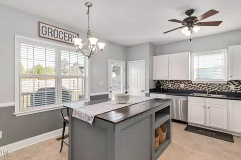 100 Viola Ln, Angier, NC 27501 photo 7