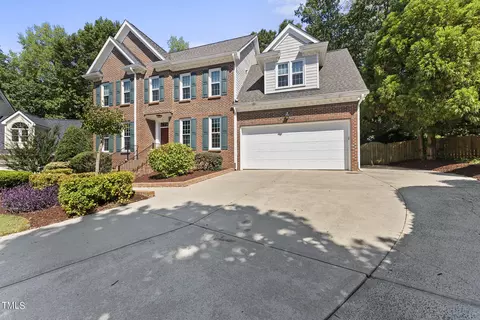 104 Sherringham Ct, Cary, NC 27519