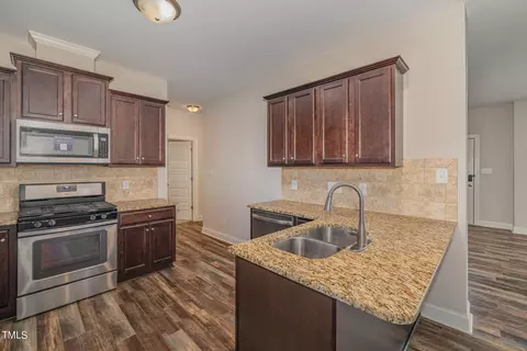 586 Airedale Trl, Garner, NC 27529 photo 12