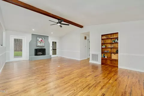 2727 Oberlin Dr, Durham, NC 27705 photo 3