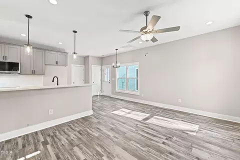 1107 Simmons St, Durham, NC 27701 photo 14