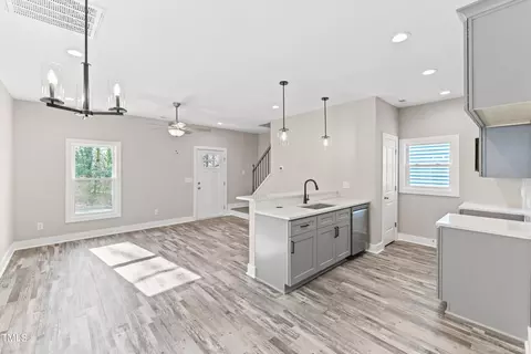 1107 Simmons St, Durham, NC 27701 photo 11