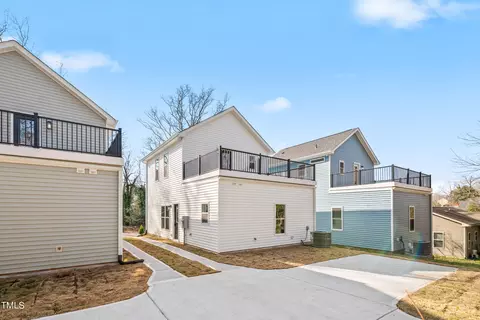 1107 Simmons St, Durham, NC 27701 photo 7