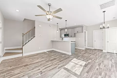 1107 Simmons St, Durham, NC 27701 photo 12
