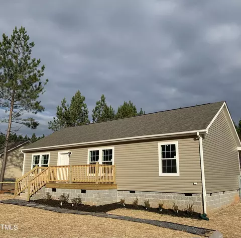 447 Plum Nutty Rd, Henderson, NC 27537