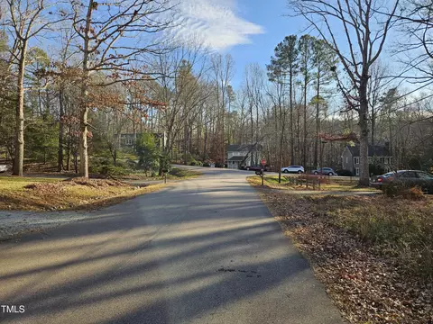 2907 Beech Grove Dr, Durham, NC 27705 photo 4