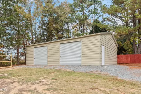 126 Ridge Rd, Angier, NC 27501 photo 4