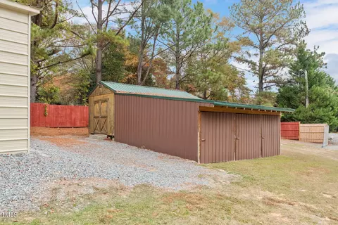 126 Ridge Rd, Angier, NC 27501 photo 5