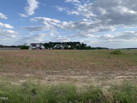 5281 Finch Rd, Bailey, NC 27807
