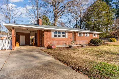1300 Lakeside Dr, Garner, NC 27529 photo 2