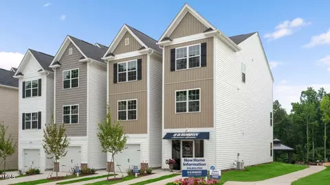 5013 Jayden Dr, Durham, NC 27704