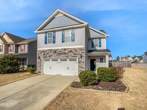 3204 Whispernut Ln, Zebulon, NC 27597